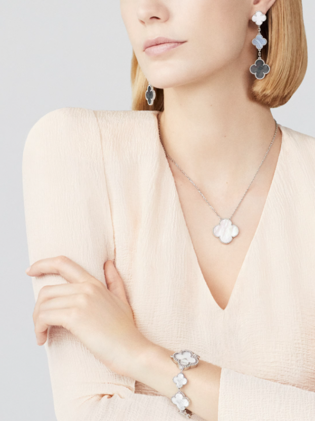10 Van Cleef &amp; Arpels Classics for Your Jewelry Collection
